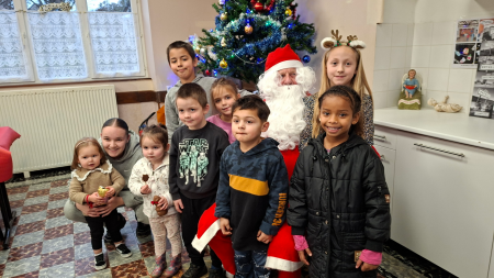 Père Noël et les enfants